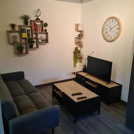 Apartment Entier Situe A Fleurignac. Taponnat-Fleurignac