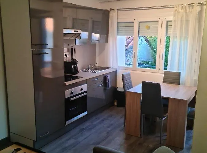 Apartment Entier Situe A Fleurignac. *